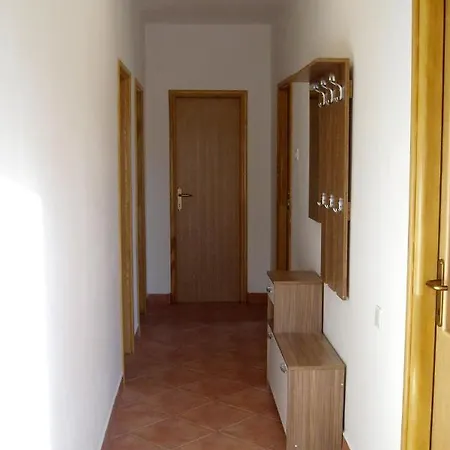 Apartment With A Parking Space - 2416 Novi Vinodolski