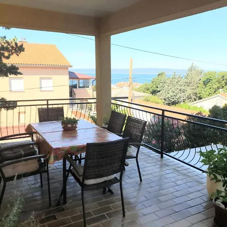 Apartmán With Parking Space - 2416 Novi Vinodolski