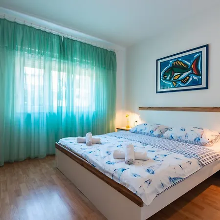 With Parking Space - 2416 Apartman *